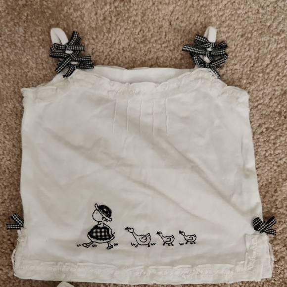 Brums Baby Girl White Baby Outfit with Embroidered Design Size 3 Months - Picture 2 of 3